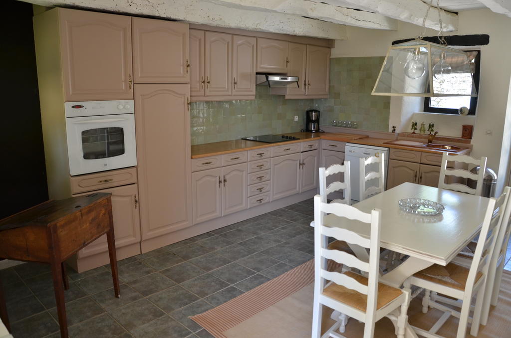ホテルDomaine De La Greze Murat 部屋 写真