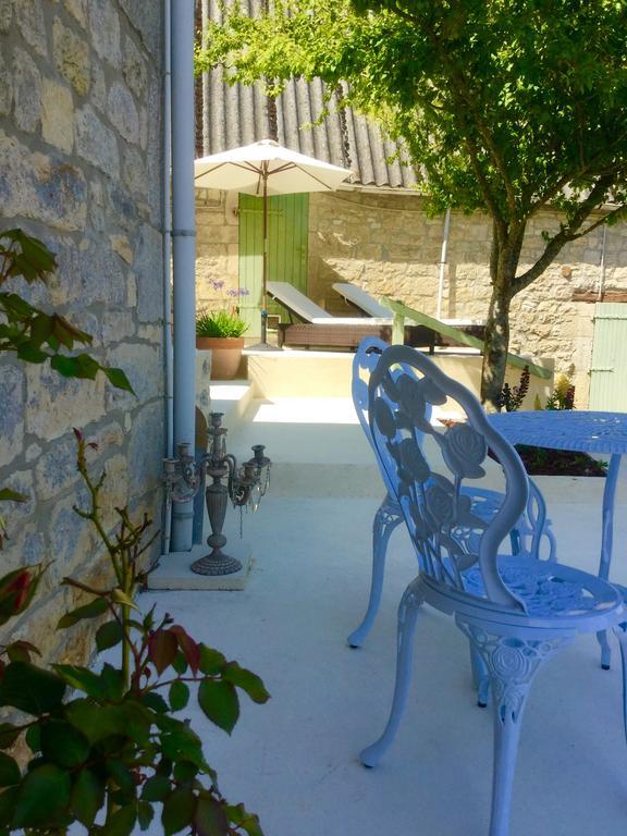 ホテルDomaine De La Greze Murat エクステリア 写真