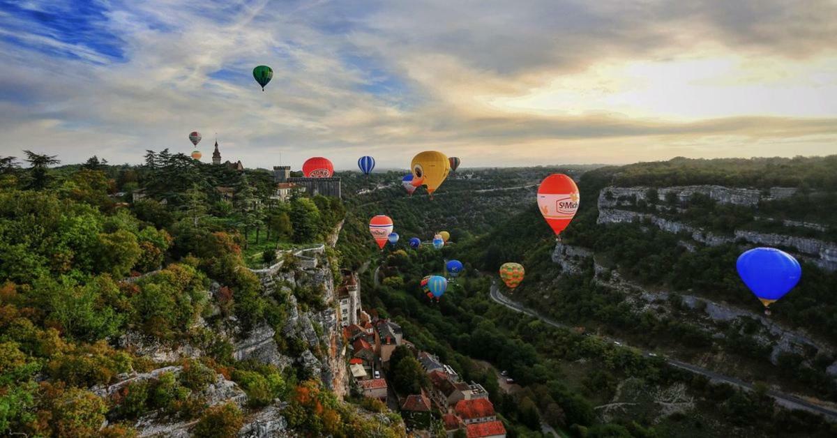 ホテルDomaine De La Greze Murat エクステリア 写真